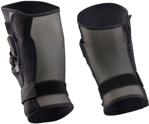 RaceFace Roam Knee Pad -Bike Gear World race face roam knee pad 374428 12