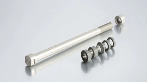 Tacx E-Thru Trainer Axle -Bike Gear World tacx e thru trainer axle 266202 1 16 6